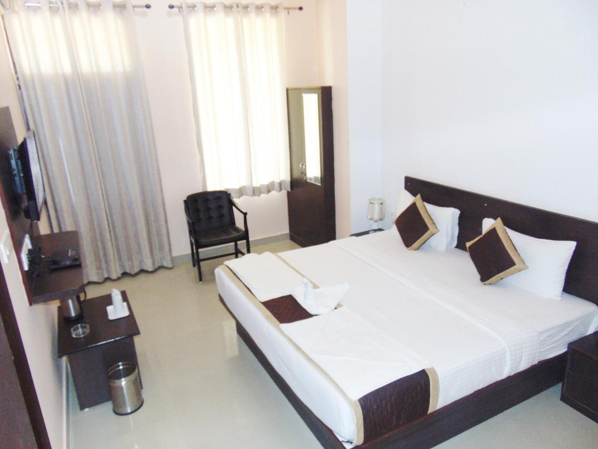 Makrana Raj Hotel Sikar Eksteriør billede